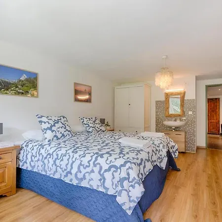 Riverside Appartement